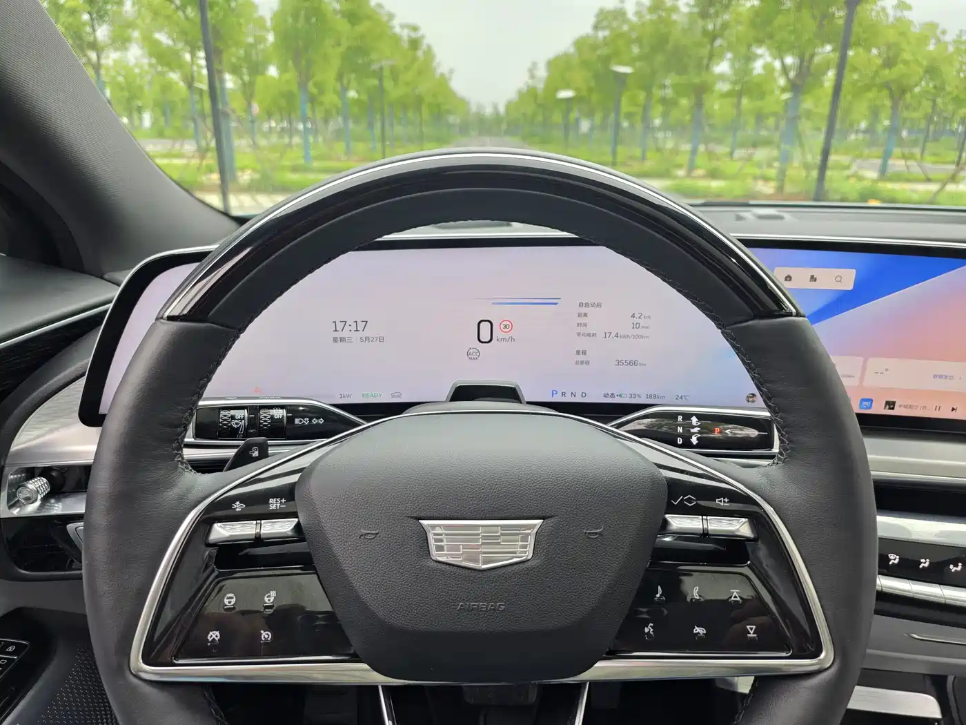 Cadillac IQ Rui Ge 2022 RWD Long Range Luxury Edition фото 15