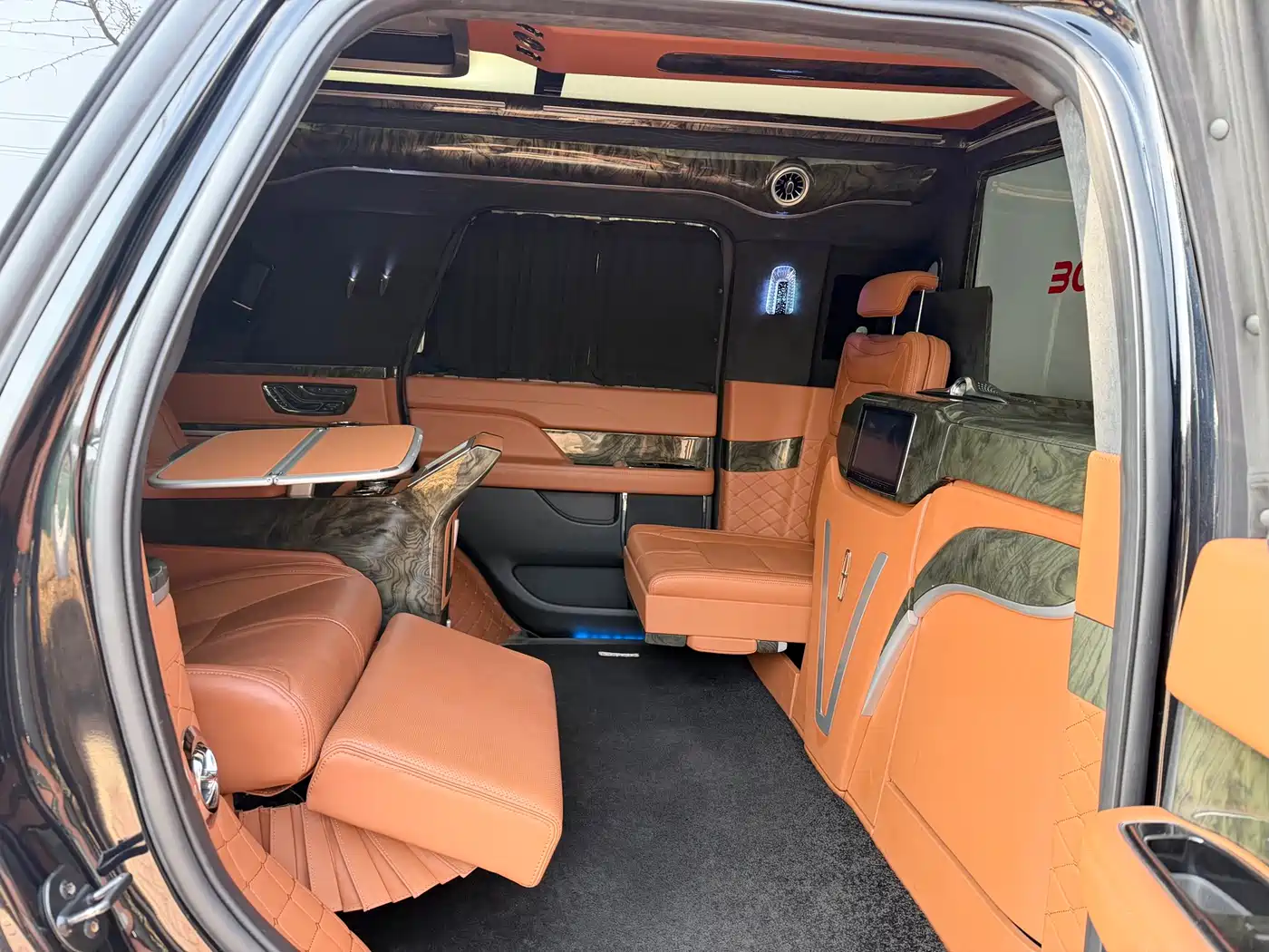 Фото 5 - Lincoln Navigator