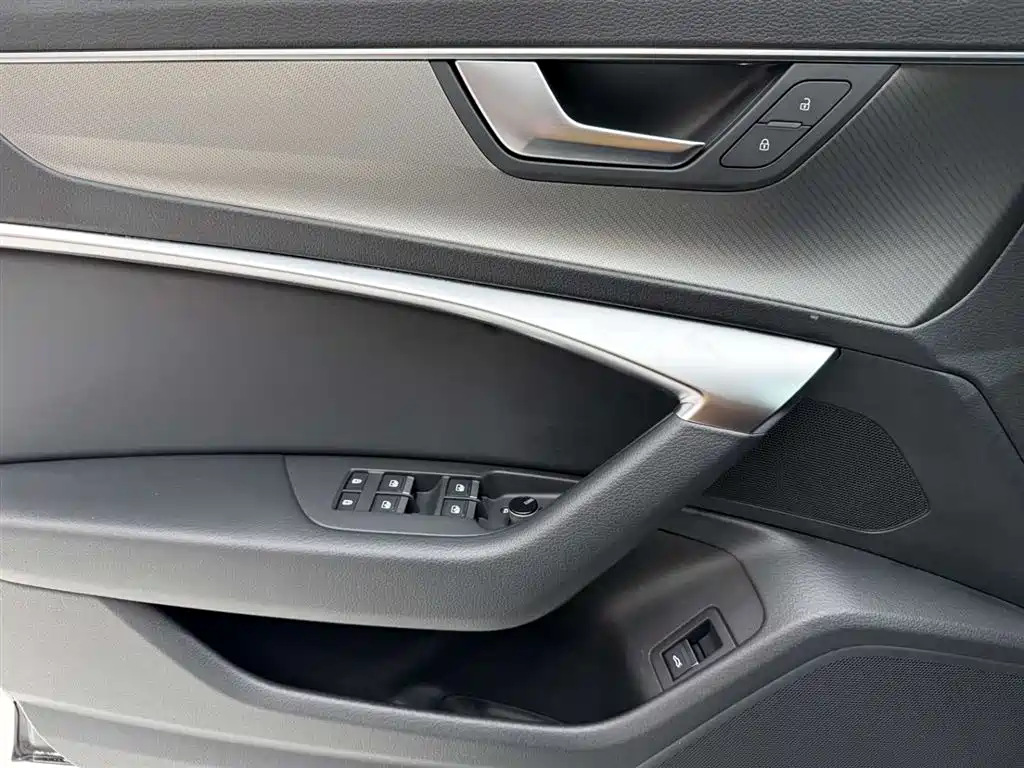 Audi A6L 2022 40 TFSI Luxury Elegance фото 21