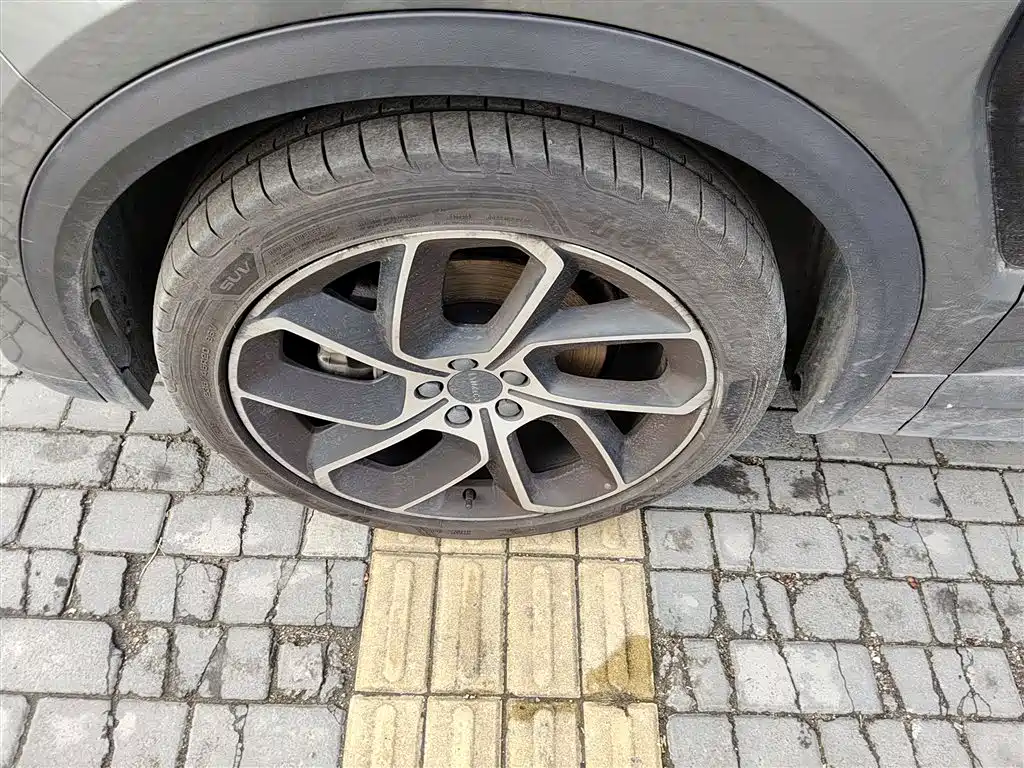 Lynk & Co 05 2020 2.0TD 2WD Shine Halo фото 23
