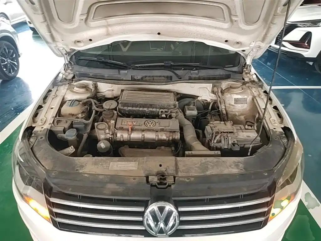 Volkswagen Bora 2015 Quality Edition 1.6L Manual Fashion фото 20