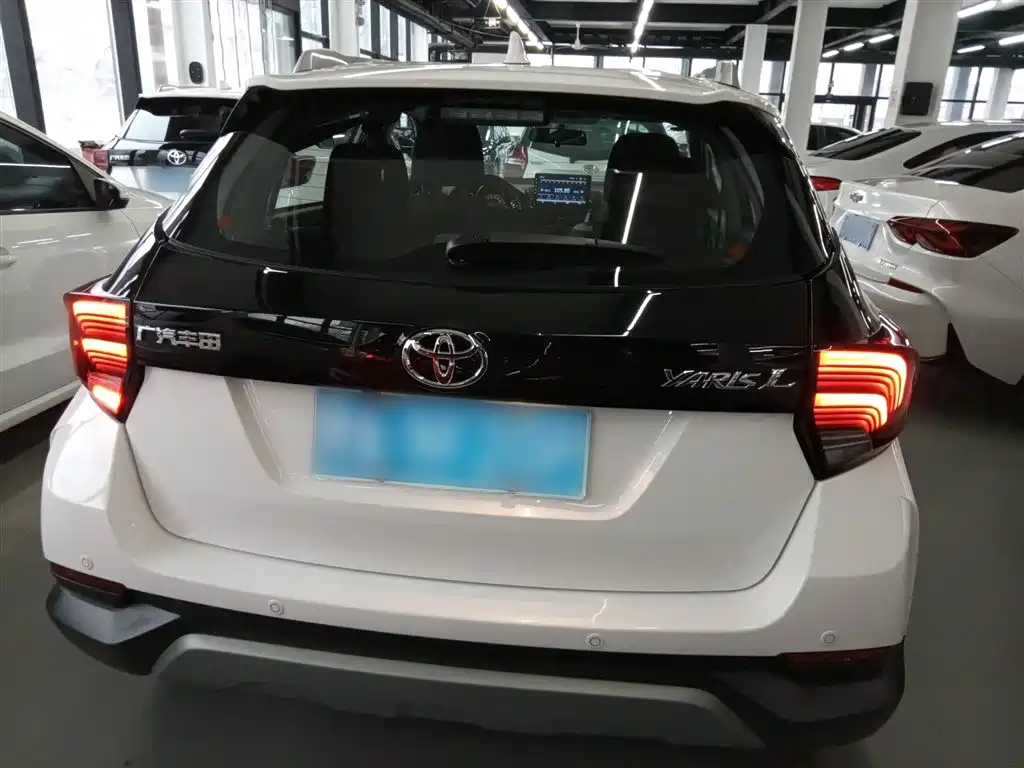Toyota YARiS L Zhi Xuan 2022 Zhi Xuan X 1.5L CVT Leading PLUS Edition фото 6