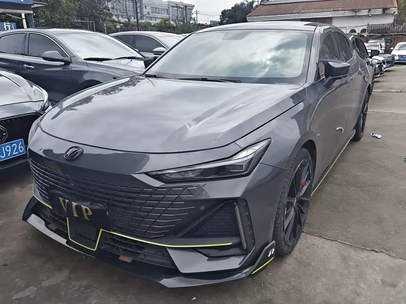 CHANGAN UNI-V