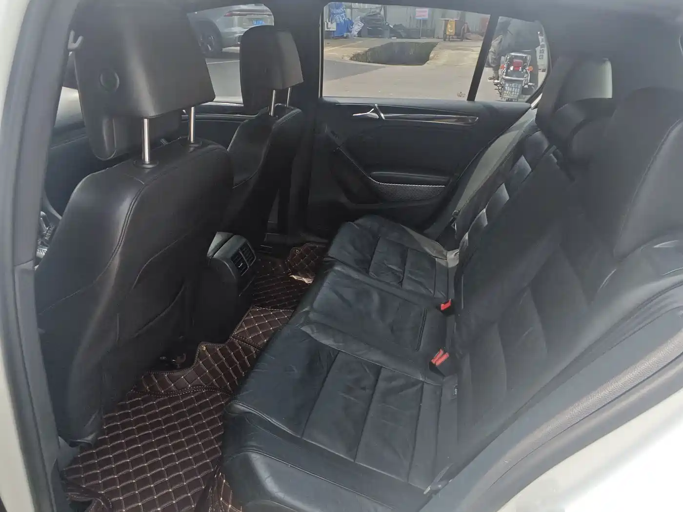 Volkswagen Golf GTI 2012 2.0TSI GTI фото 7