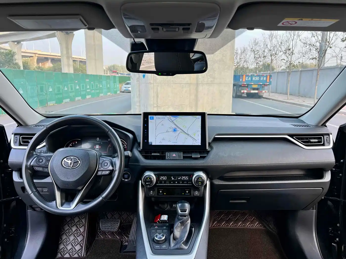Toyota Wildlander 2020 2.0L CVT 2WD Premium фото 9