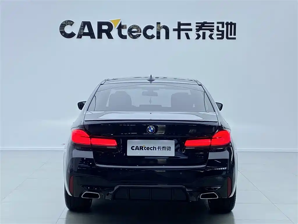BMW 5 Series 2022 Facelift 530Li Leading M Sport Package фото 4