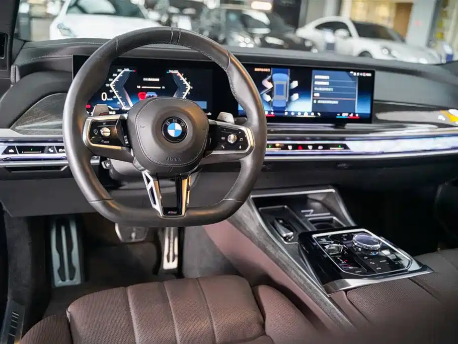 BMW 7 Series 2023 Model 740Li Premium Luxury Package фото 19