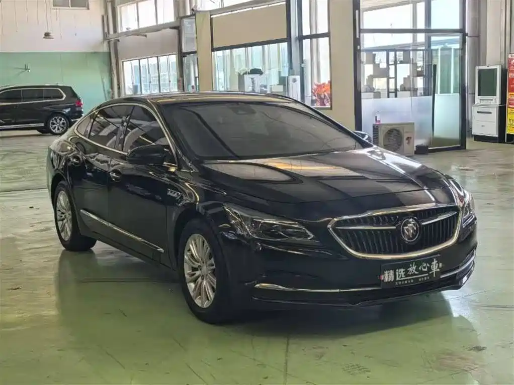 Buick LaCrosse 2018 Model 20T Luxury Edition фото 3