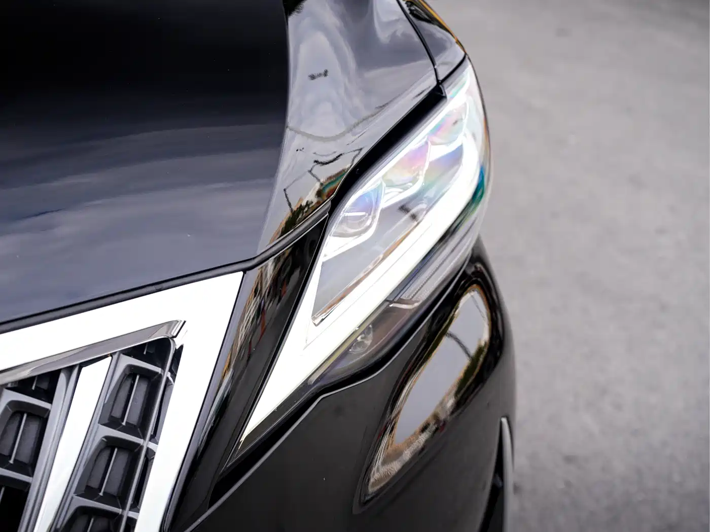 LEXUS LM