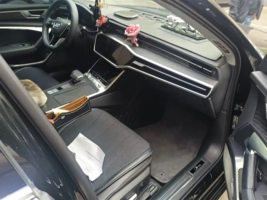 Audi A6L 2024 45 TFSI quattro Premium Dynamic фото 8