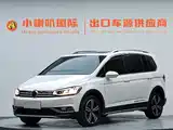 Photo 1 - Volkswagen Touran