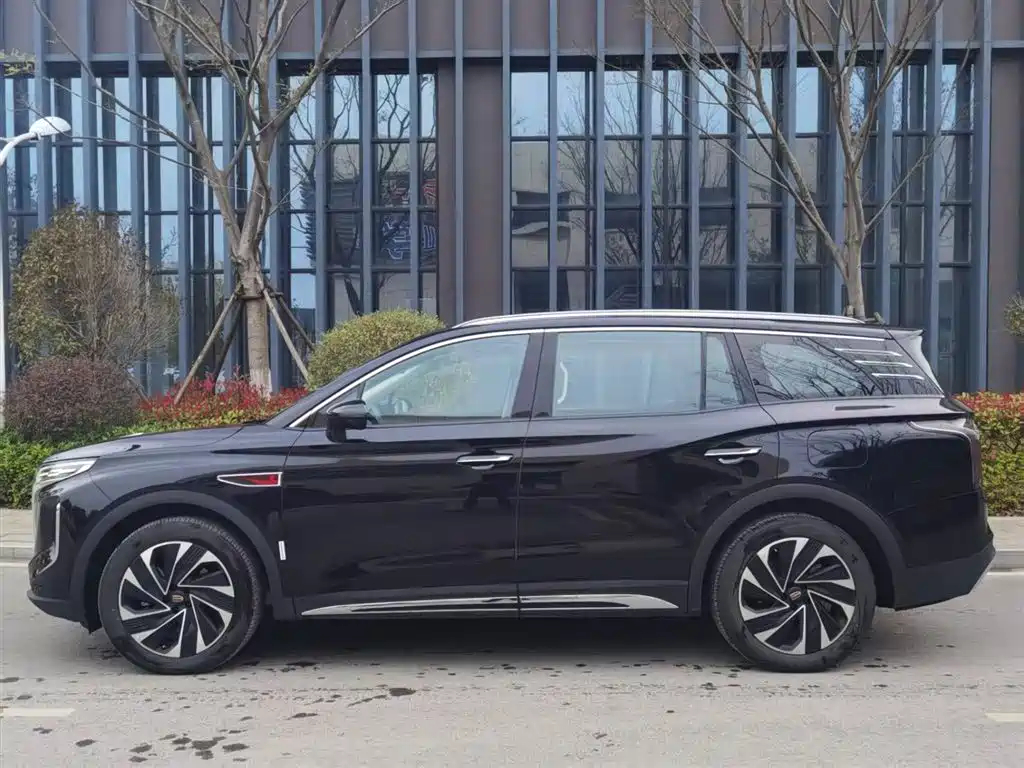 Hongqi HS7 PHEV 2024 2.0T PHEV 4WD Flagship Edition 6-seater фото 3