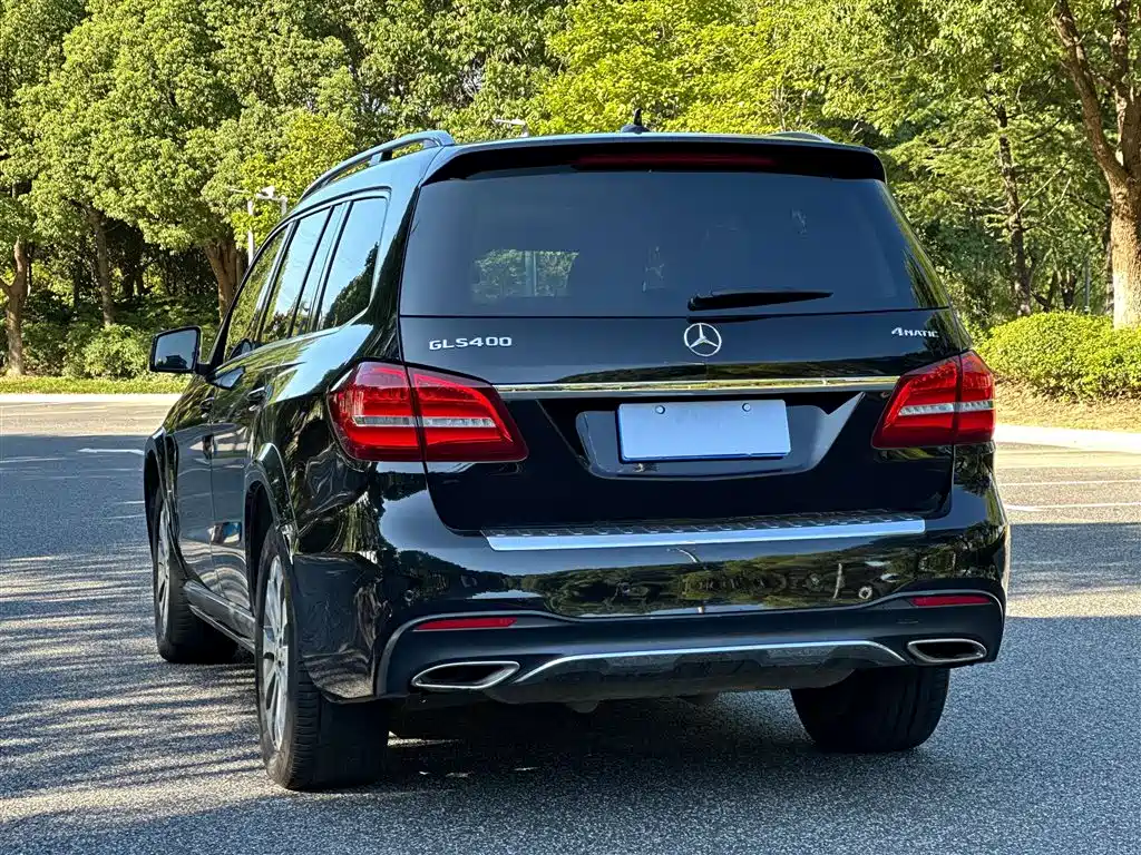 Mercedes-Benz GLS 2018 GLS 400 4MATIC Luxury фото 4