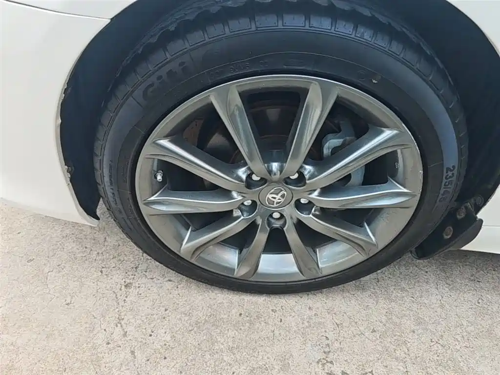 Toyota Reiz 2013 2.5V Premium Edition фото 23