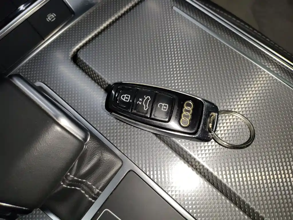 Audi A6L 2021 45 TFSI quattro Premium Sport фото 17