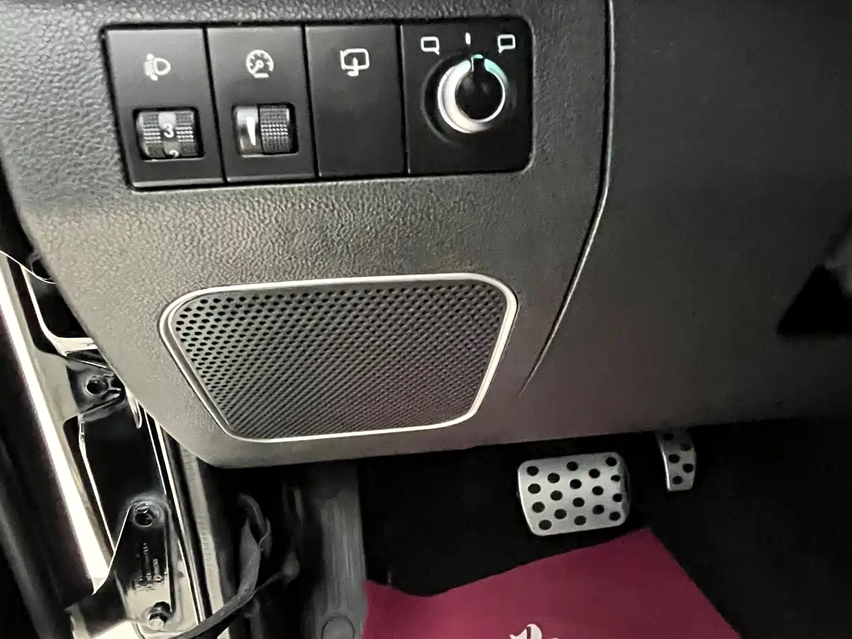 BAIC ORV Beijing Offroad BJ40 2017 40L 2.3T Automatic 4WD China Rally Champion Edition фото 18