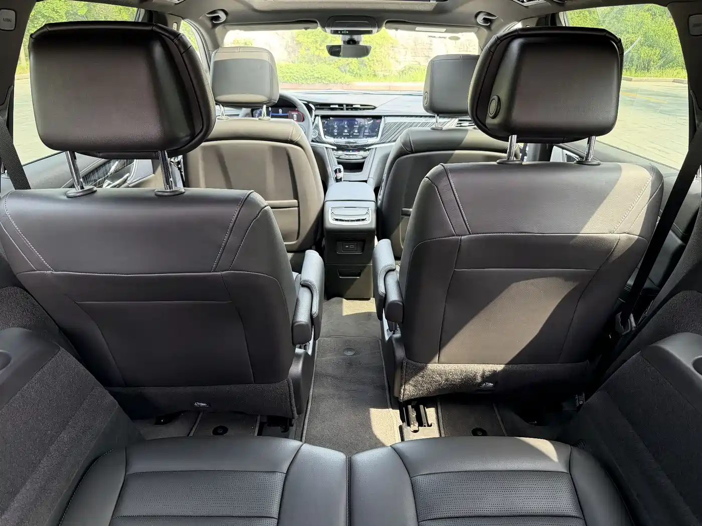 CADILLAC XT6