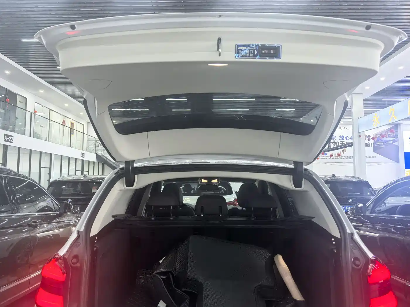 BMW X3 2018 xDrive28i Luxury Package China VI фото 16
