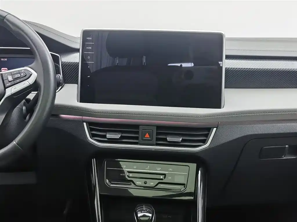 Volkswagen Tayron 2023 330TSI 2WD Luxury Plus Advanced Edition фото 12