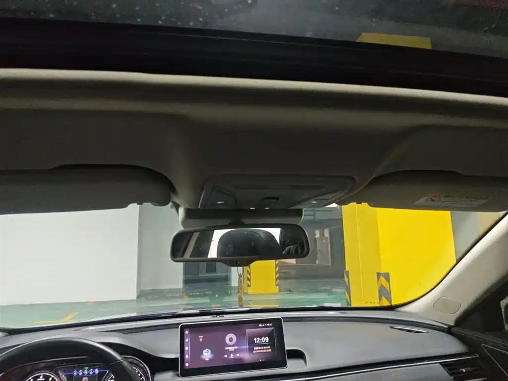 Hongqi H5 2020 1.8T Automatic Smart Connection Qi Rhythm Edition фото 11