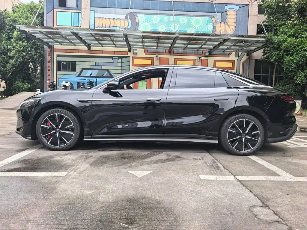 BYD Han L 2026 2025 EV 701KM LiDAR Flagship
