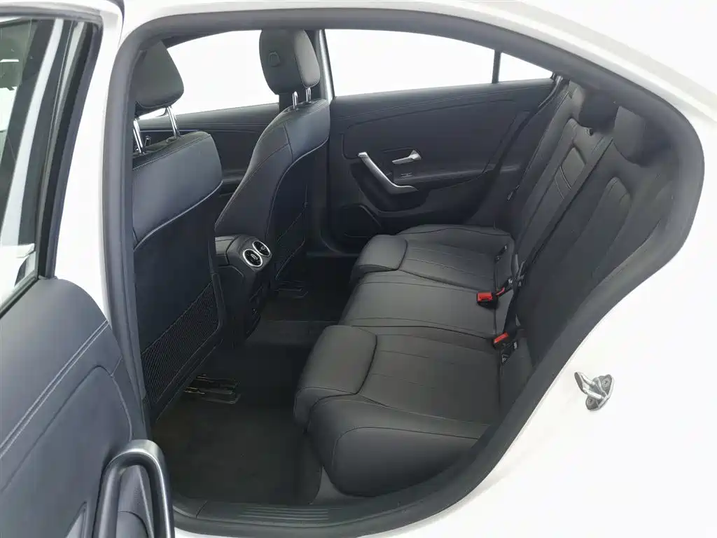 Mercedes-Benz A-Class 2022 Facelift A 200 L Sport Sedan Fashion Style фото 15