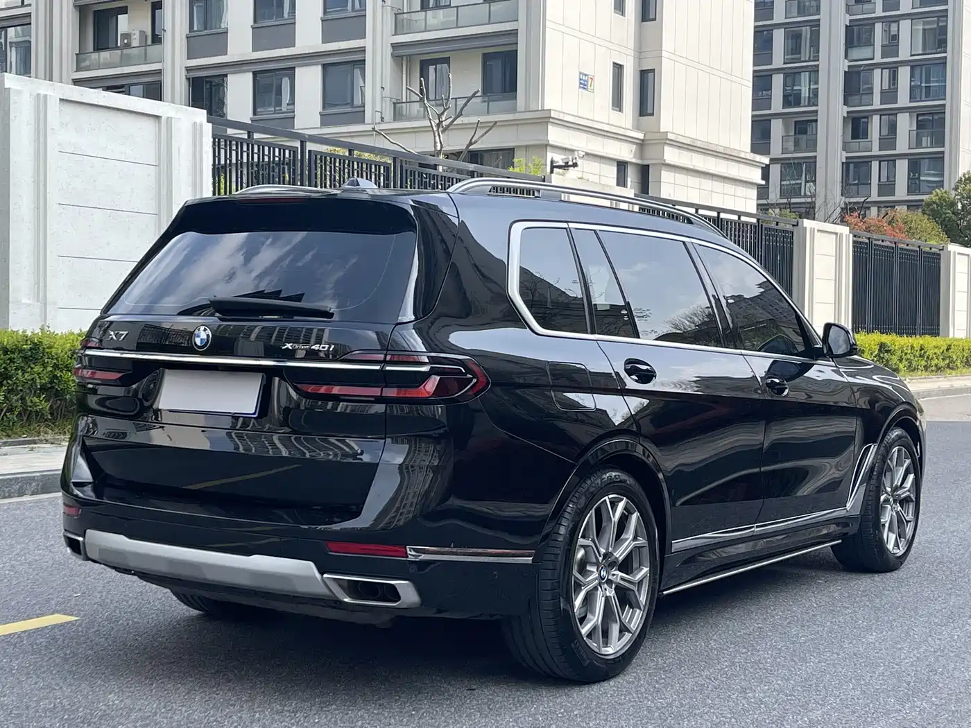 BMW X7 2023 xDrive40i Leading Luxury Package фото 7