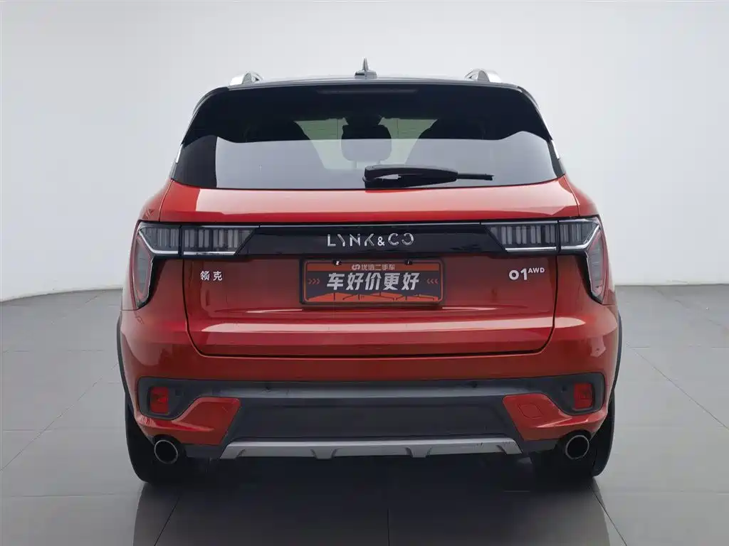 Lynk & Co 01 2017 2.0T AWD Pro фото 4