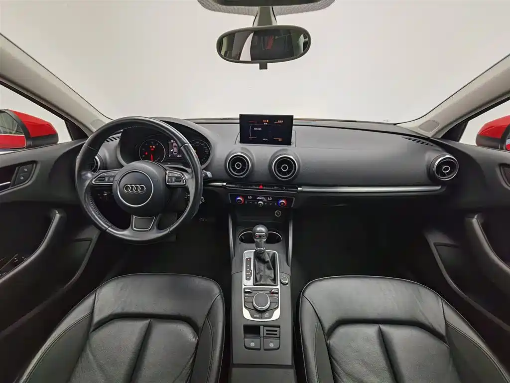 Audi A3 2014 Limousine 35 TFSI Auto Comfort фото 5