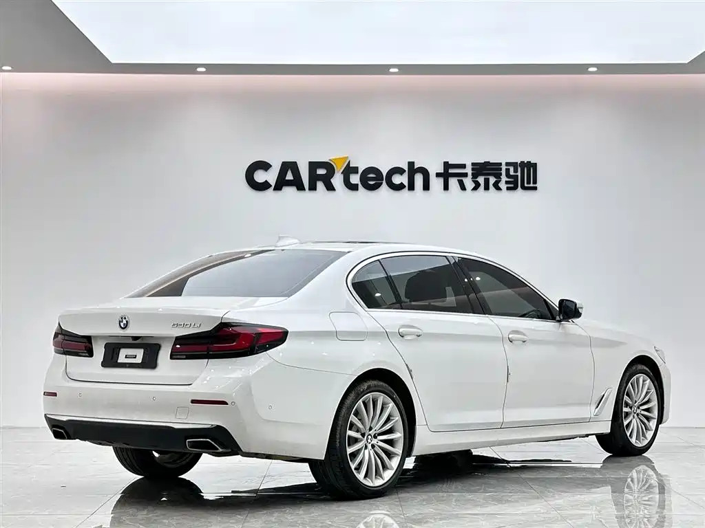 BMW 5 Series 2021 530Li Premium Luxury Package фото 5