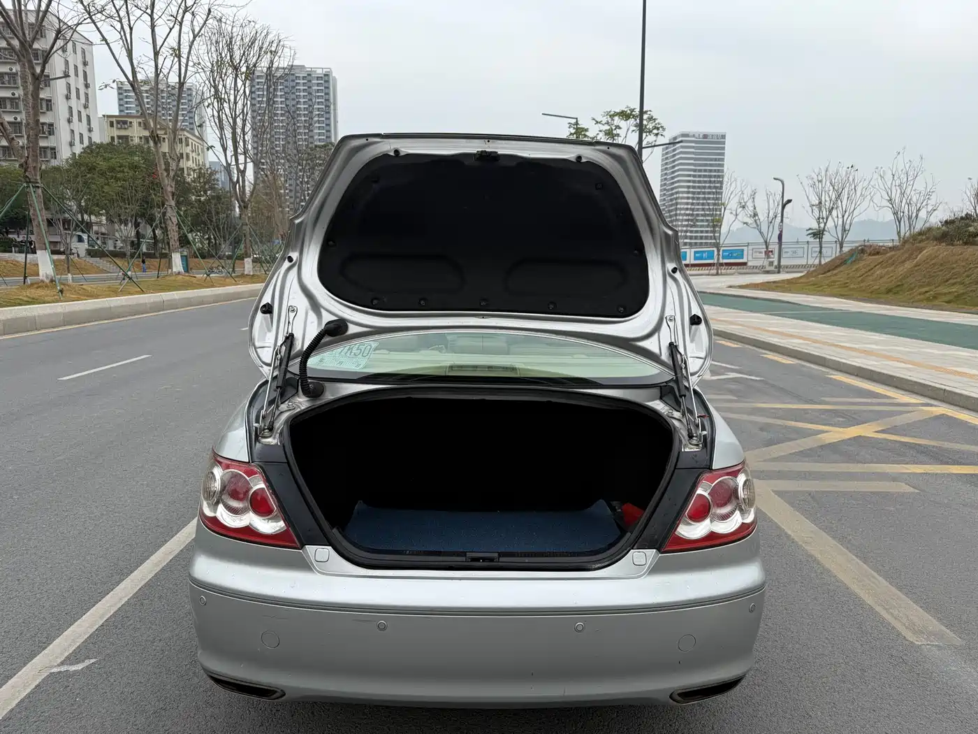 Toyota Reiz 2010 2.5V Style Luxury Navigation Edition фото 14