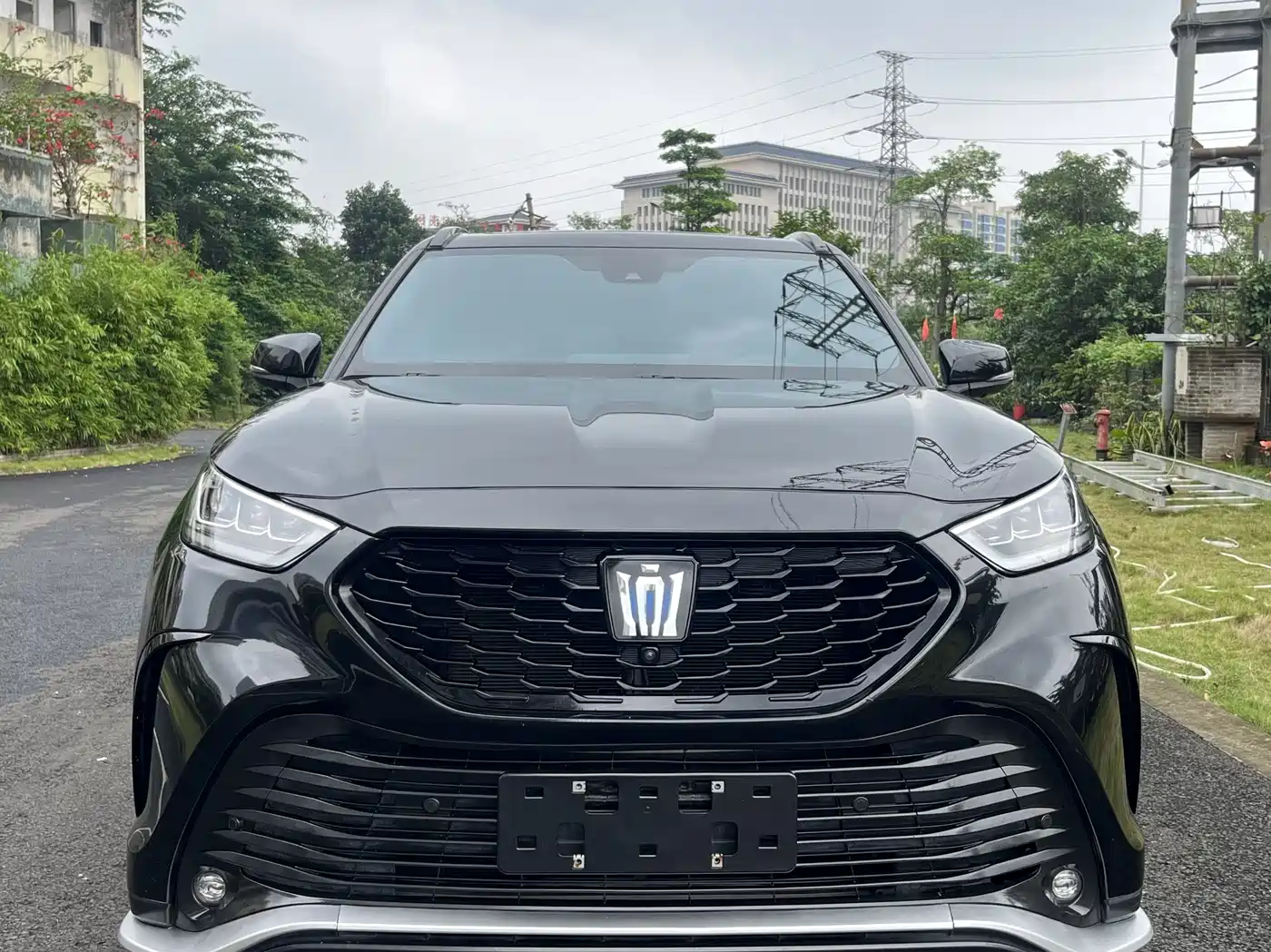 Toyota Crown Kluger 2022 2.5L HEV 4WD Premium Edition фото 3