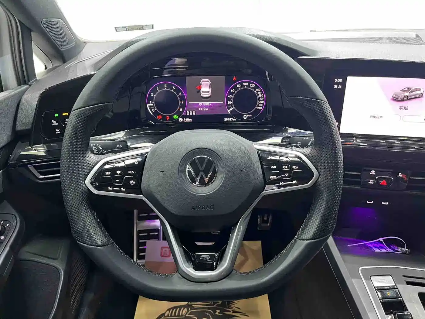 Volkswagen Golf 2021 280TSI DSG R-Line фото 12