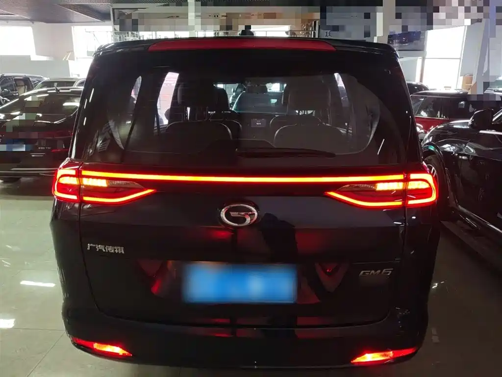 GAC Trumpchi Trumpchi M6 2019 270T DCT Premium Edition (6-seater) (China VI) фото 6