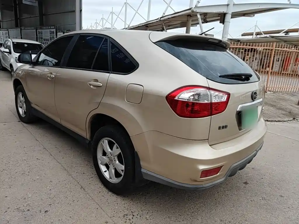 2015 BYD S6