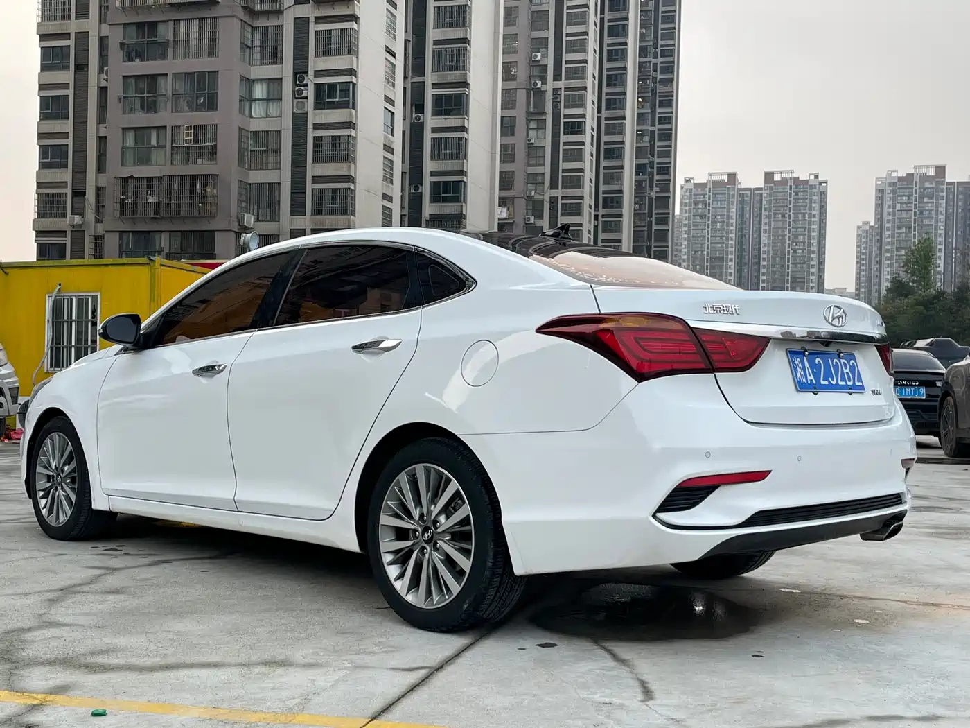 HYUNDAI NAME PICTURE