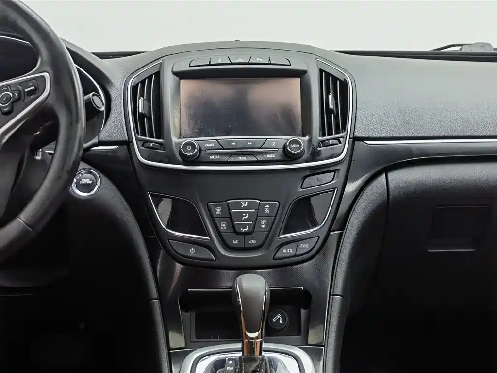 Buick Regal 2015 1.6T Elite Tech Edition фото 12