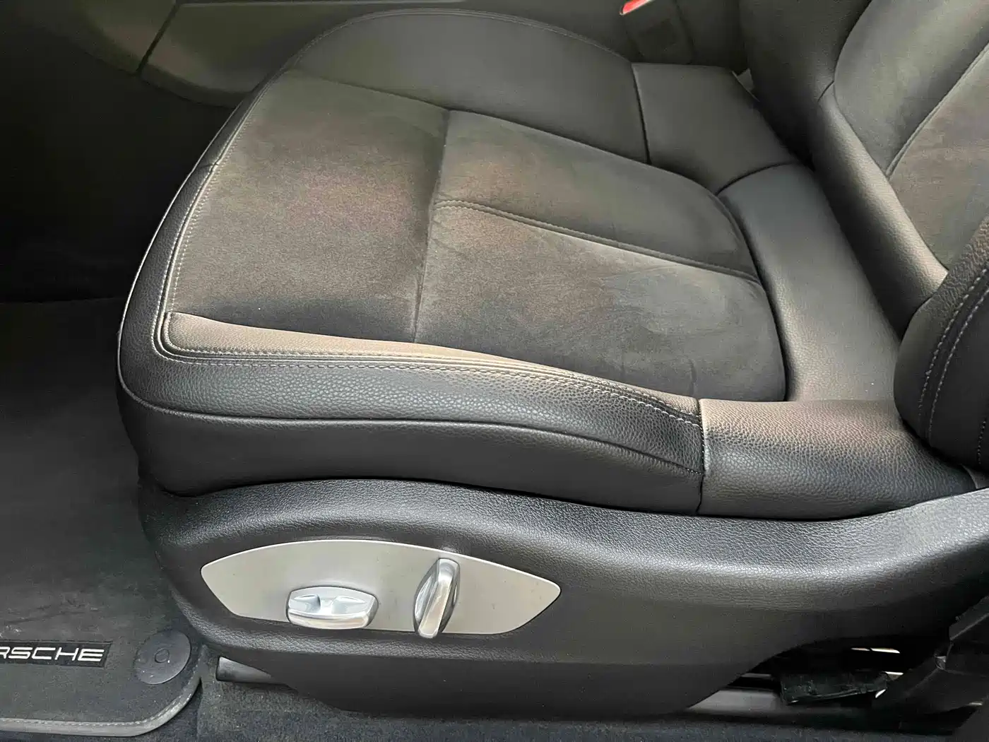 Porsche Macan 2018 Macan 2.0T фото 14