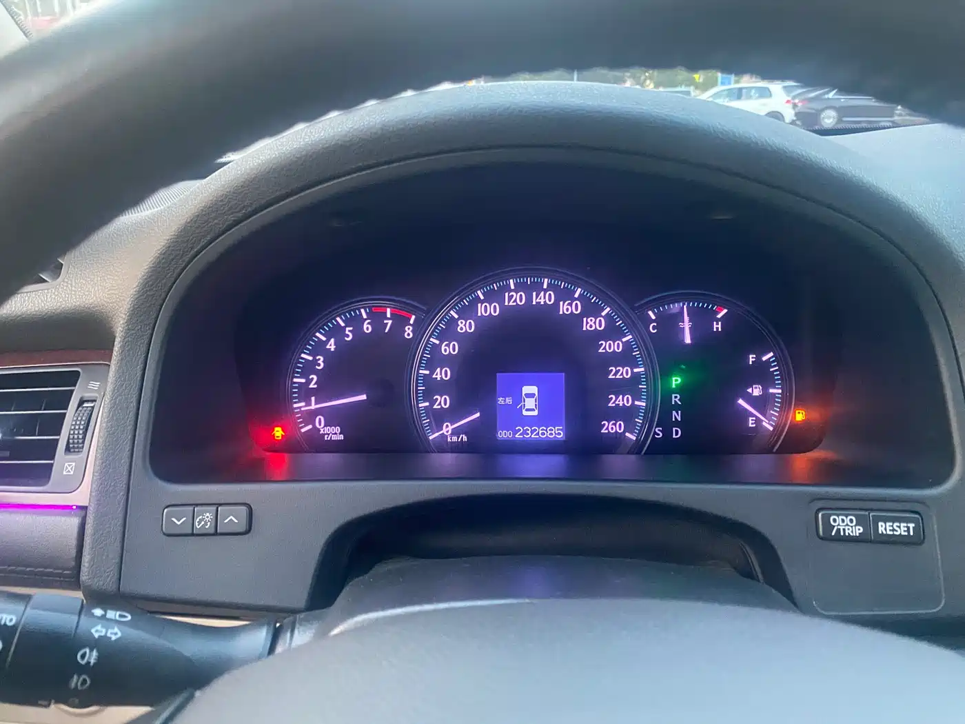 Toyota Crown 2010 2.5L Royal Leather Edition фото 8