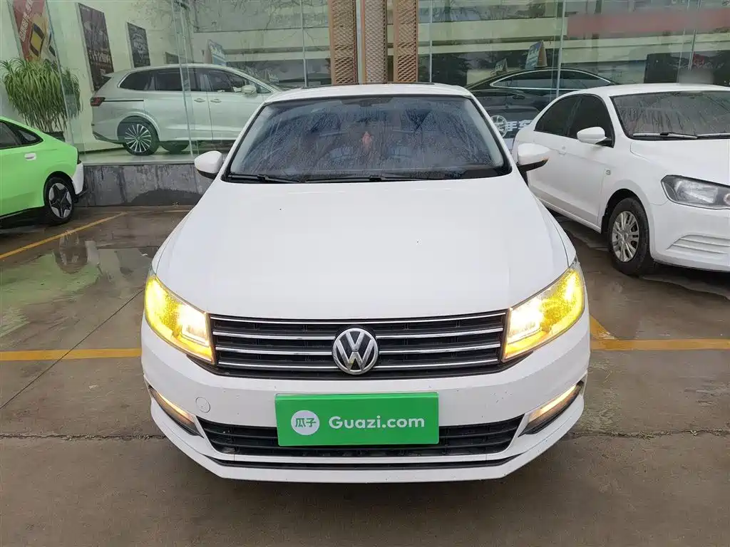 Volkswagen Santana 2016 1.6L Automatic Comfort Edition фото 3