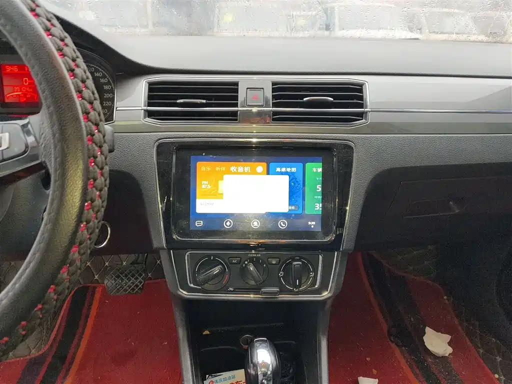 Volkswagen Santana 2016 1.6L Automatic Comfort Edition фото 9