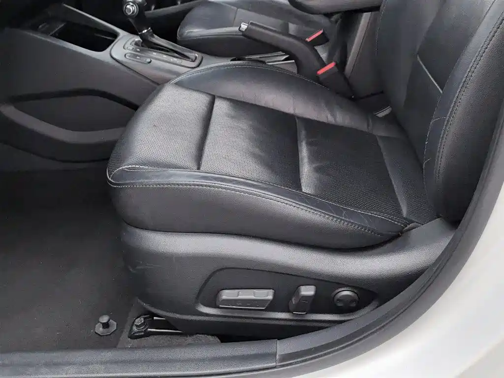 Kia K3 2013 1.6L Automatic Premium фото 20
