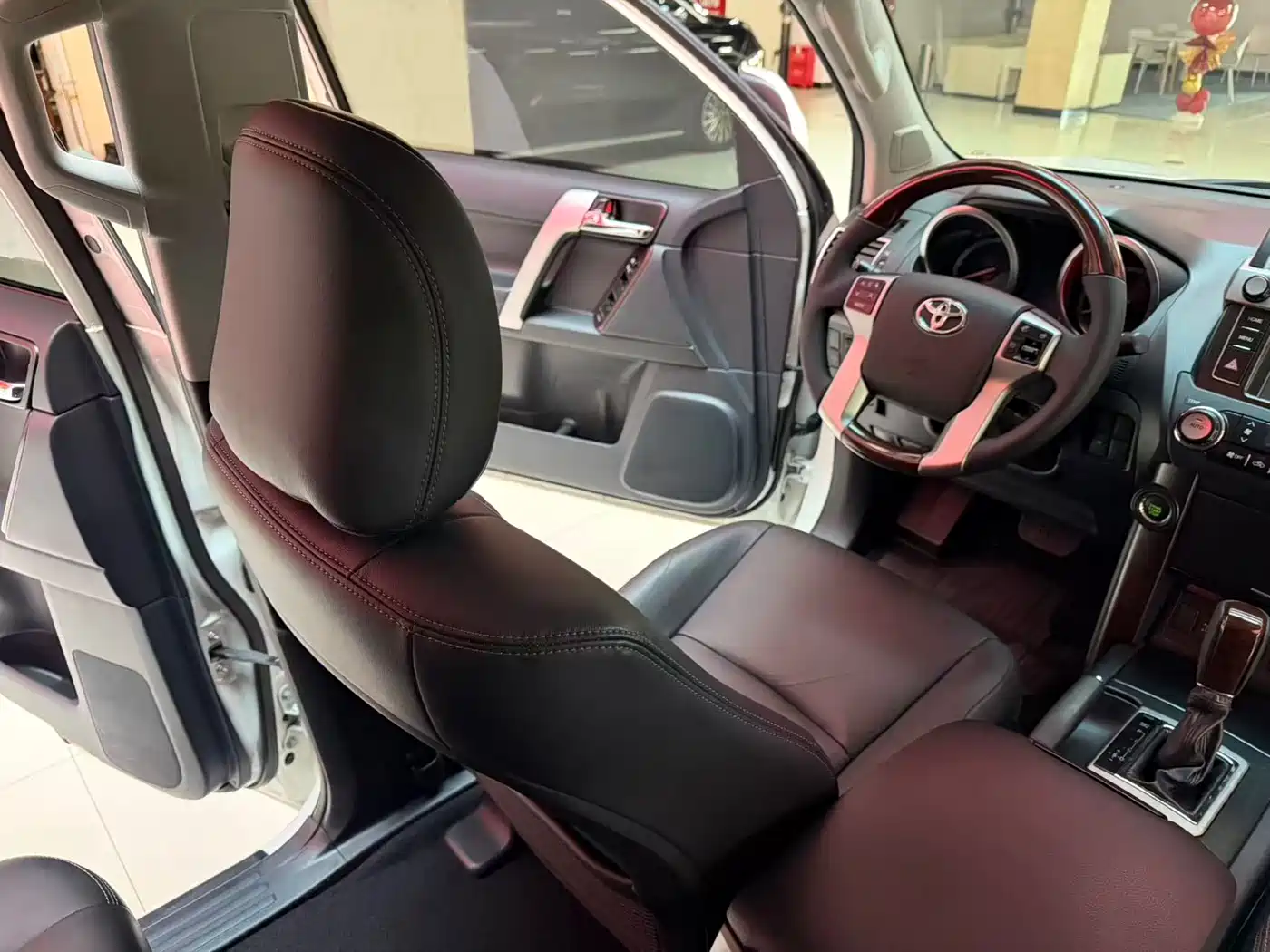 Toyota Prado 2016 3.5L Auto TX-L NAVI фото 11