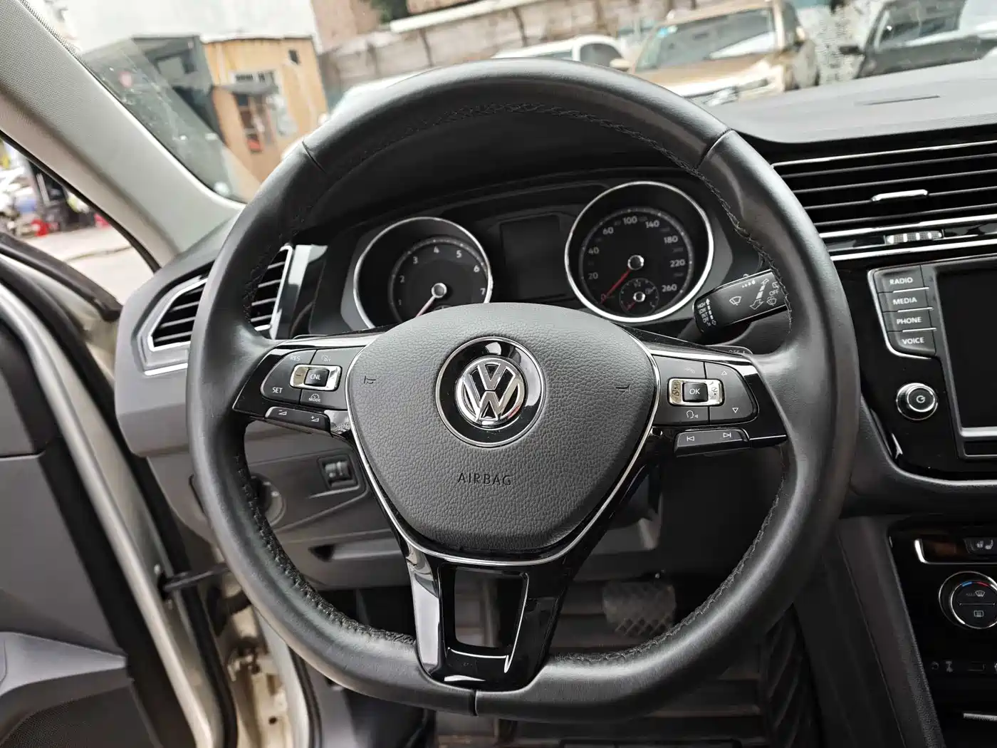 Volkswagen Tiguan L 2018 330TSI Automatic 2WD Flagship Edition фото 11