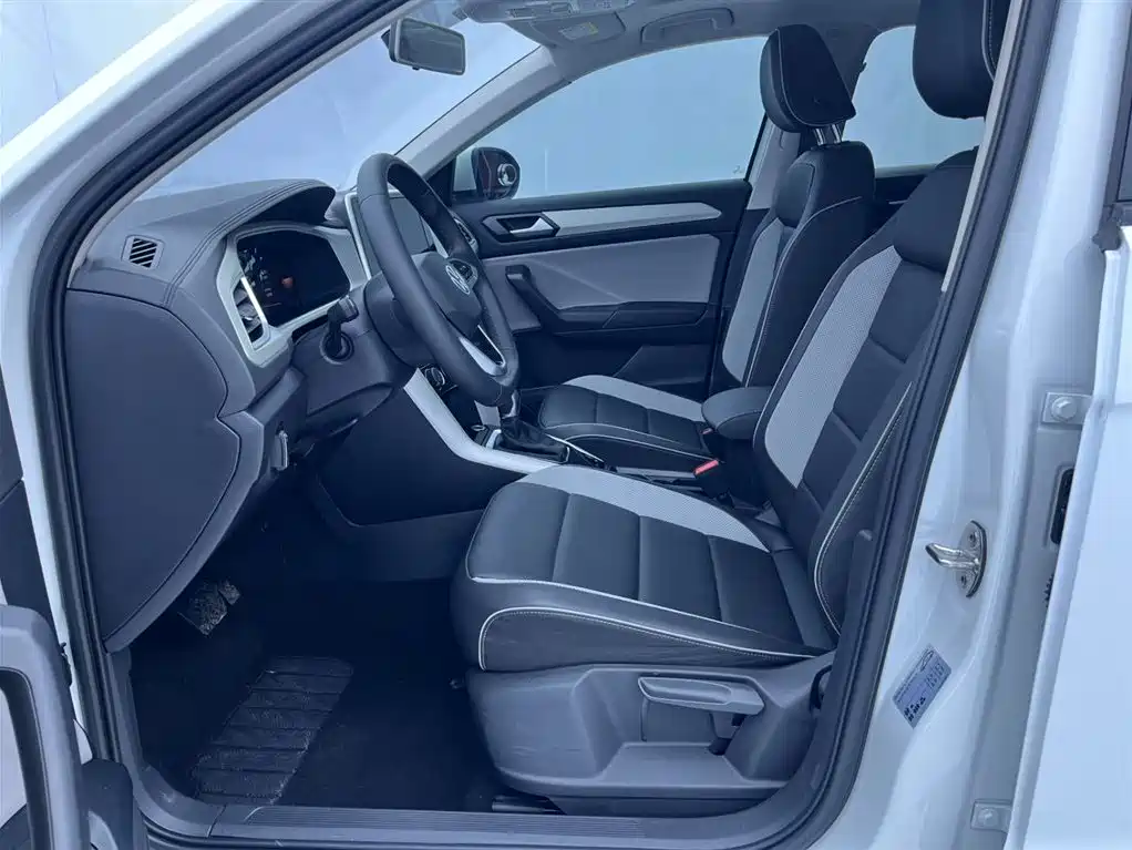 Volkswagen T-ROC 2023 280TSI DSG 2WD Time Edition фото 9