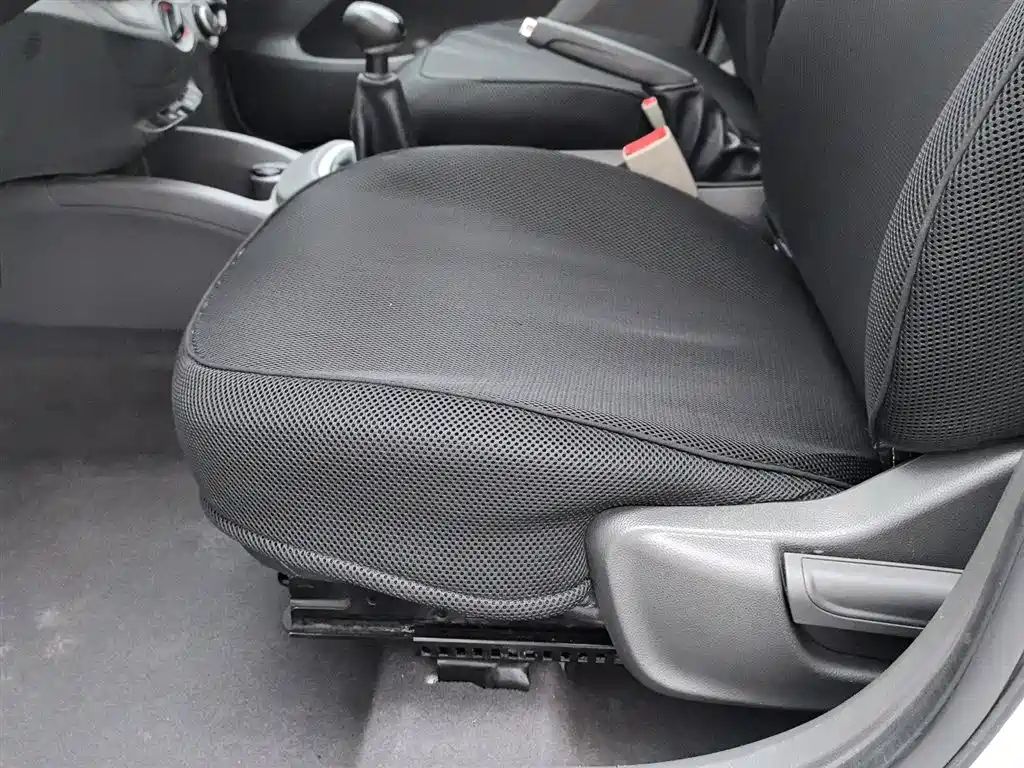 Chevrolet Sail 2015 Sail 3 1.5L Manual Ideal Sunroof Edition фото 20