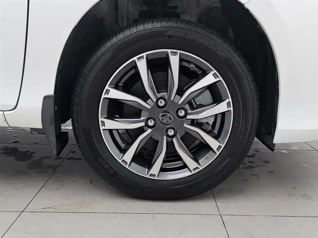 Toyota YARiS L Zhi Xiang 2020 1.5L CVT Luxury Edition фото 17