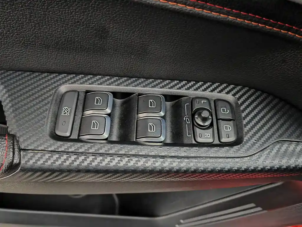 Lynk & Co 03 2019 1.5TD DCT Power Pro Edition China VI фото 9
