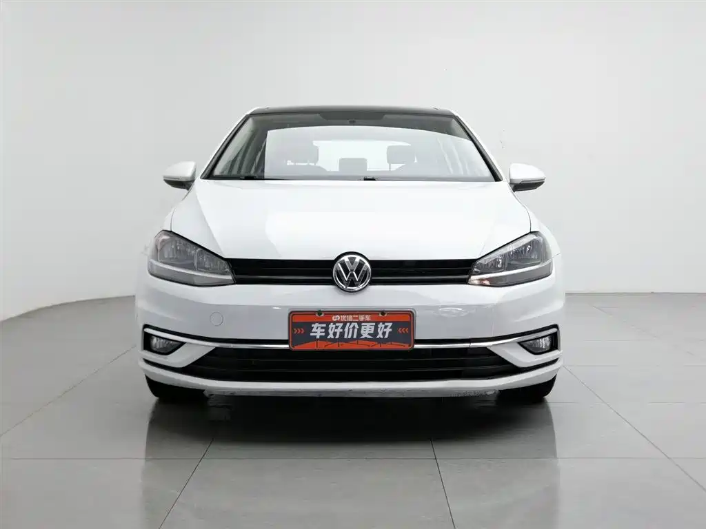 Volkswagen Golf 2018 1.6L Automatic Comfort фото 3
