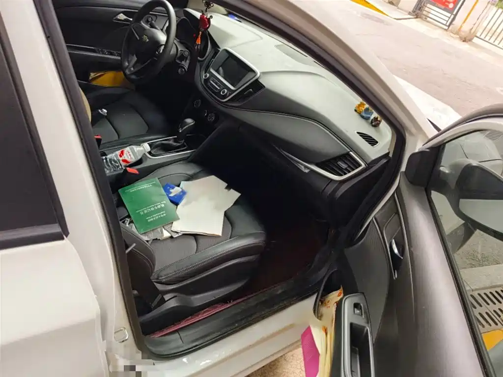 Chevrolet Cavalier 2019 320 Automatic Joy Edition фото 19